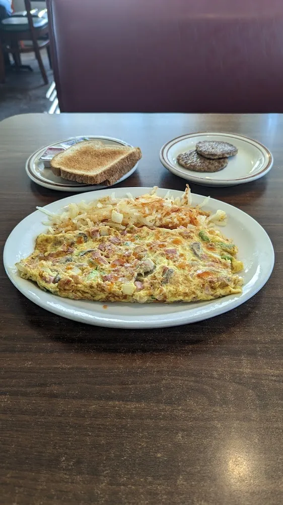 Star 63 Omelette Hashbrowns and Toast and Jelly